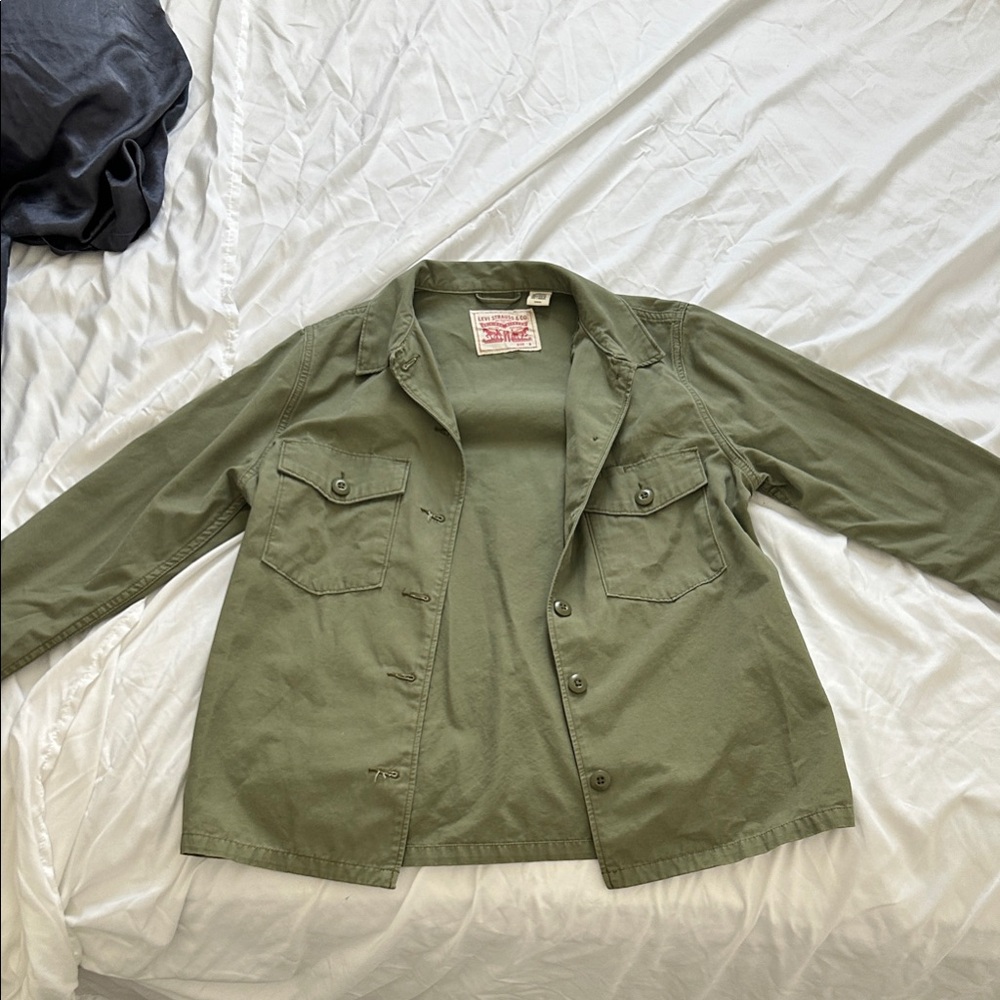 Utility Jacket in Olive Green